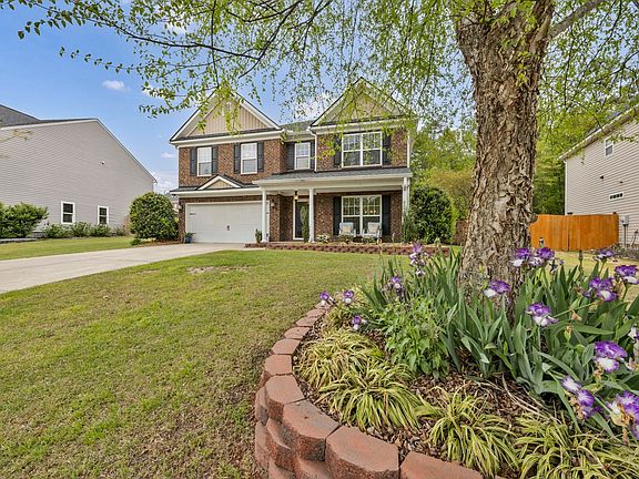 4th image of 144 Flagstone Way