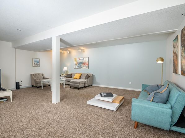 13402 SE Silver Cir