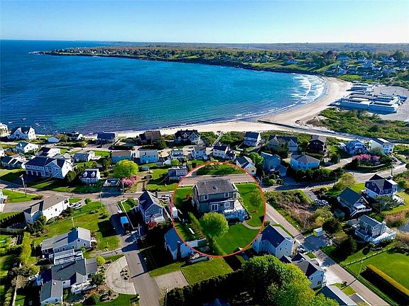 4th image of 228 Bonnet Point Rd