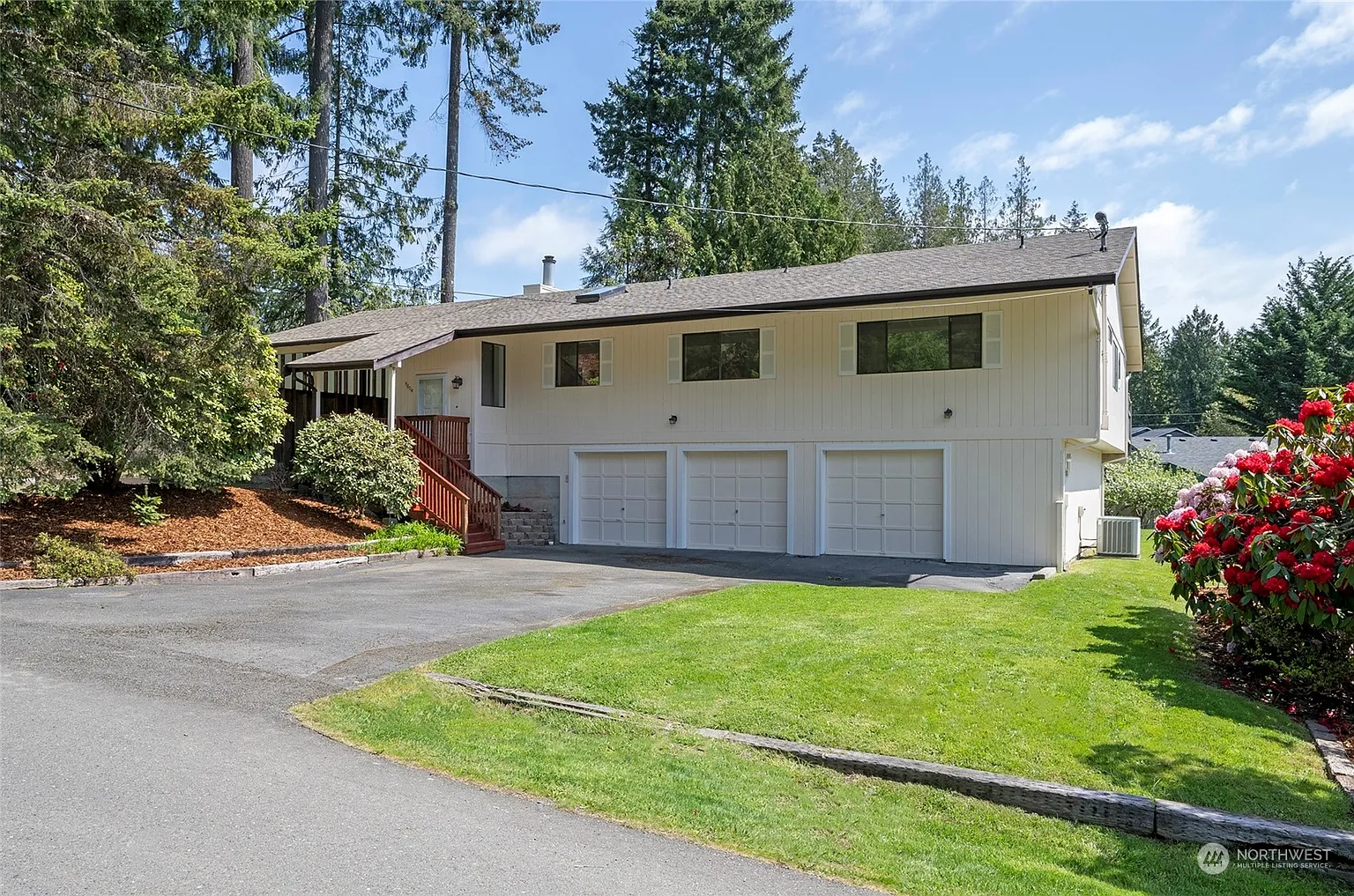 9804 Channel Drive NW photo 1