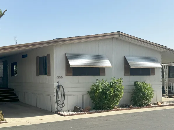 581 N Crawford Avenue #111, Dinuba, CA 93618