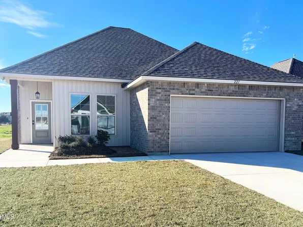 221 Wakely Ct, Lafayette, LA 70506