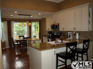 2825 Meadowglen Cir, Mount Juliet, TN 37122