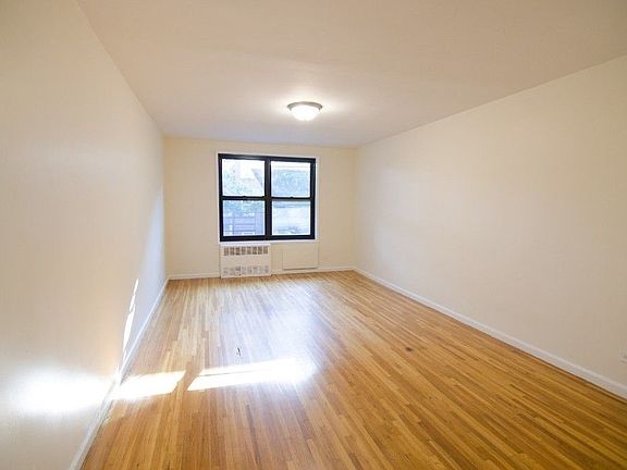3rd image of 4125 Case St APT 3C