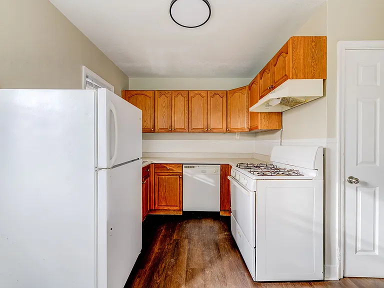 7724 Horatio Dr — Photo 8