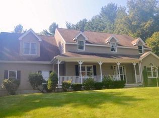 409 Wood St, Hopkinton, MA 01748