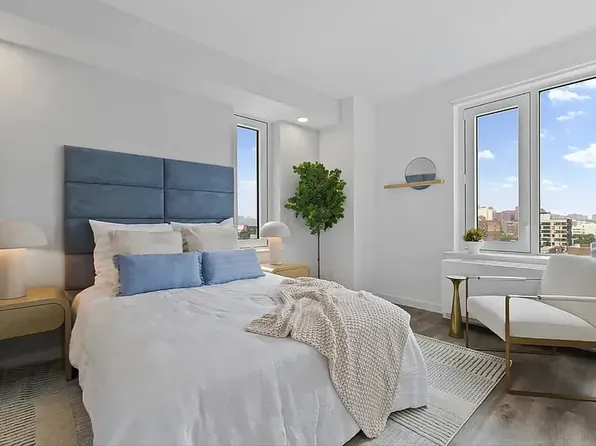 2455 3rd Avenue image 1 of 31