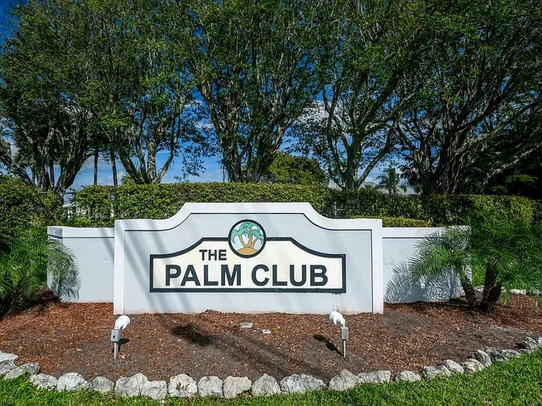 1015 Green Pine Blvd #B3 — Photo 41