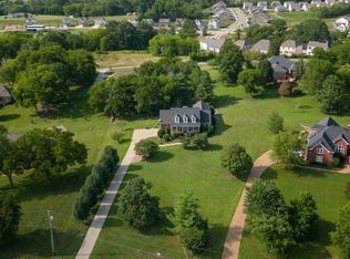 1010 Heritage Woods Dr, Hendersonville, TN 37075