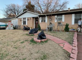 2122 E Mitchell St, Arlington, TX 76010