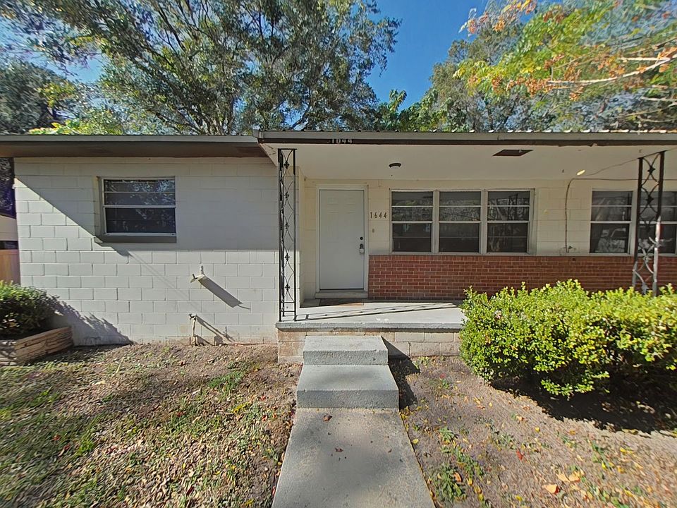 1st image of 1644 NE 16th Ave #1644