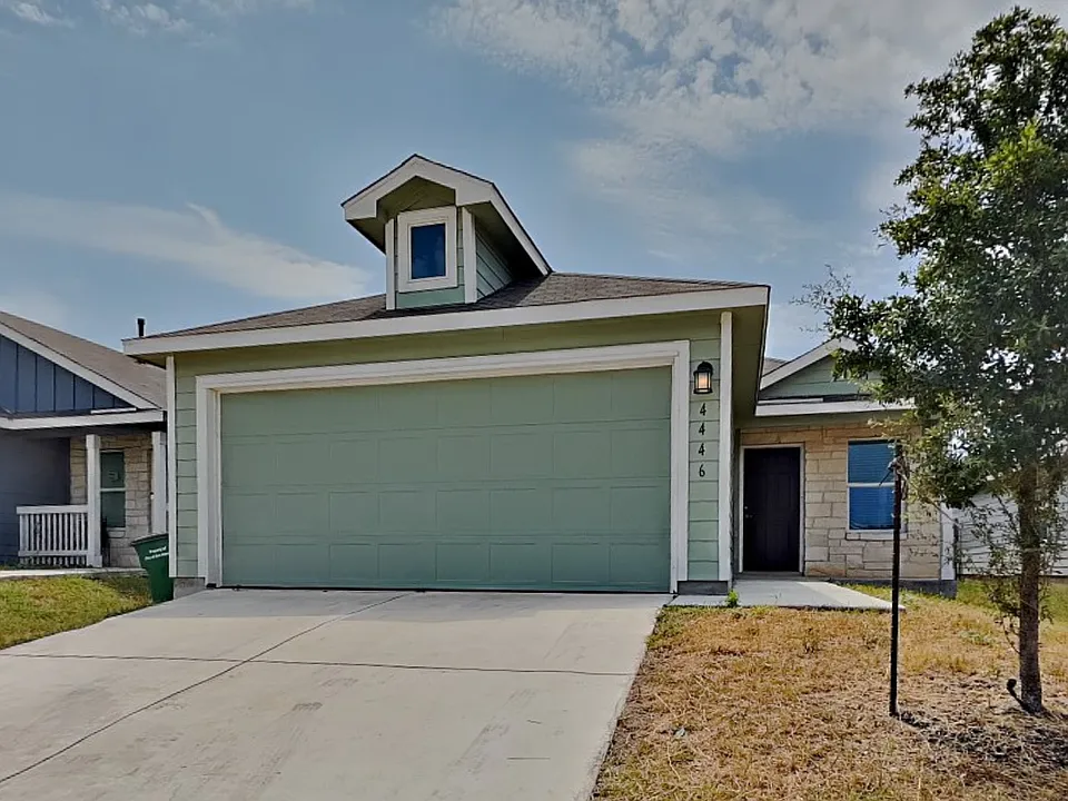 4446 Emma Way