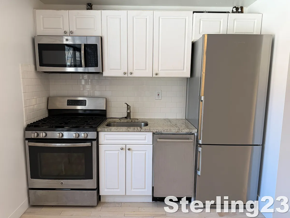 Building Photo - 1511 Brightwater Ave #G3