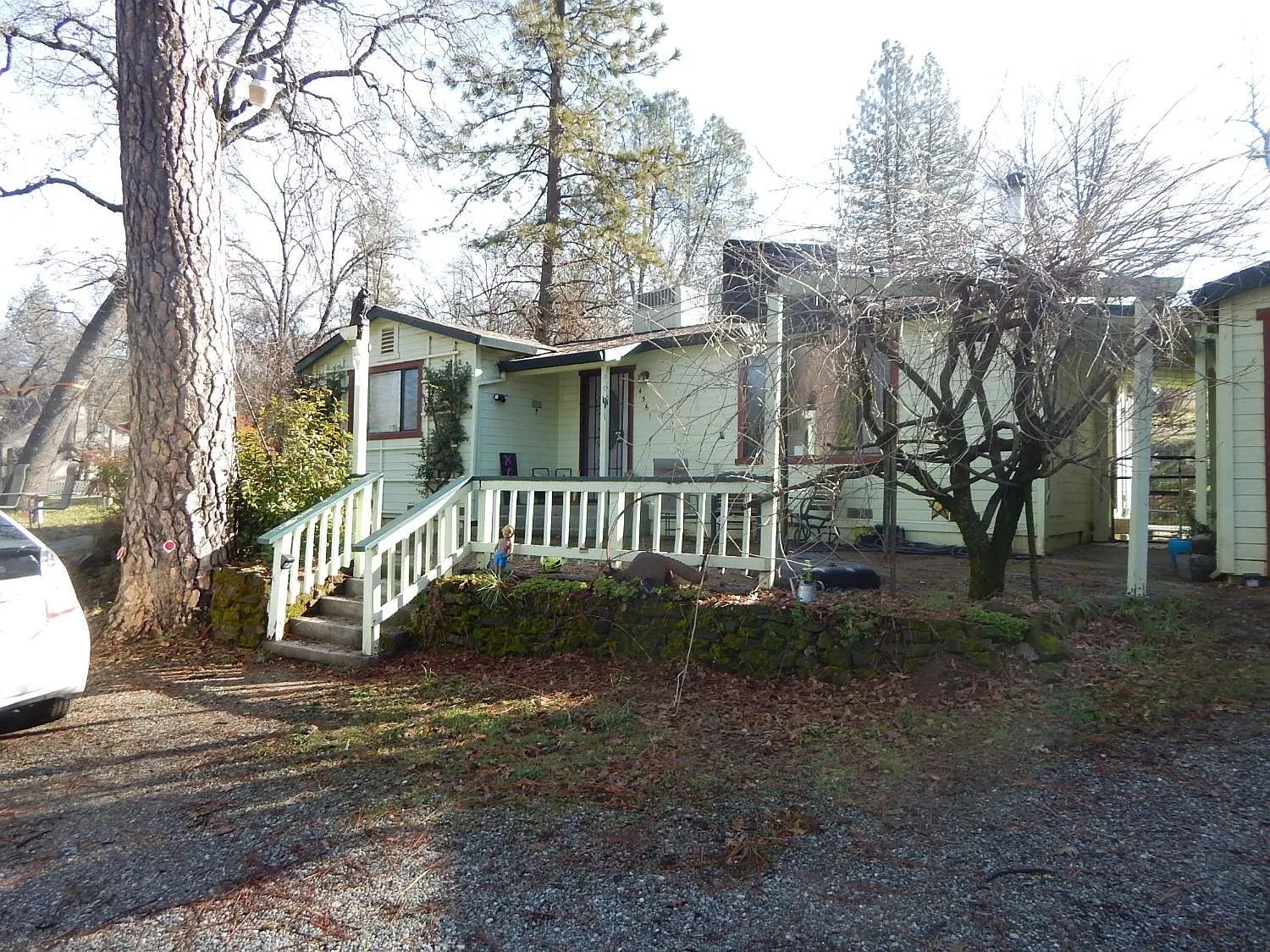 4561 Alameda Rd photo 1