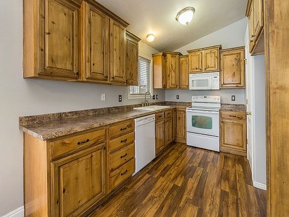 4th image of 11856 S Coles Camp Cir