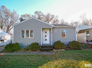 17 Lauterbach Dr, Bartonville, IL
