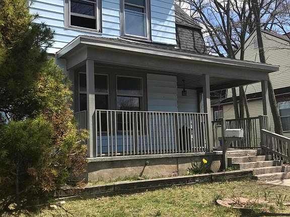 2nd image of 1322 Lafayette Ave SE