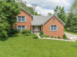 2158 W Horizon Dr, Hebron, KY 41048