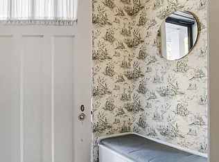 12 Willard Ave, Worcester, MA 01602