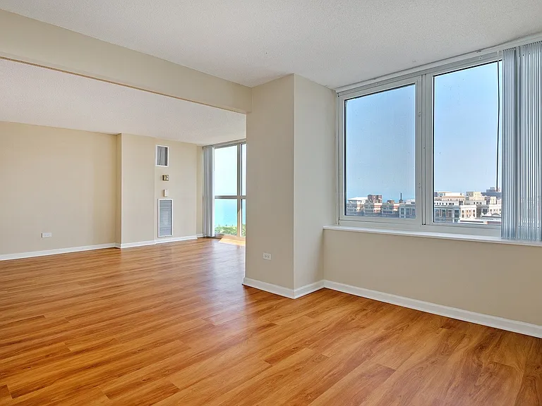 Hyde Park Tower — Photo 13