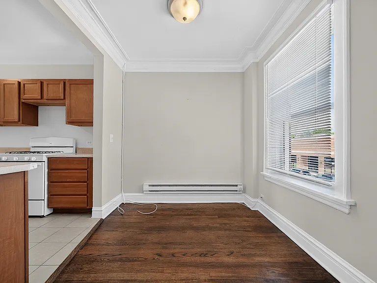 918 Greenbay Rd #2L — Photo 6