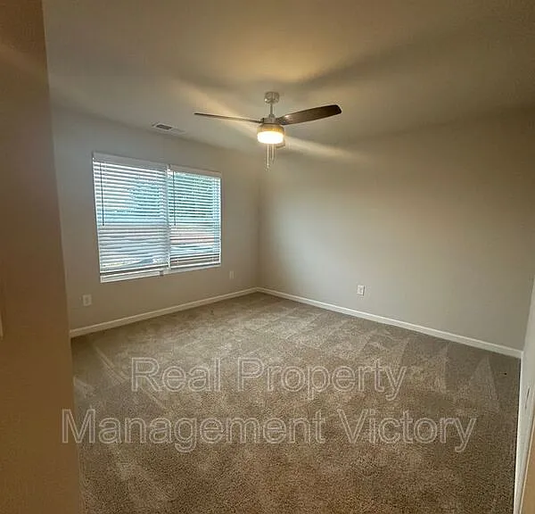 134 Marina Dr — Photo 10