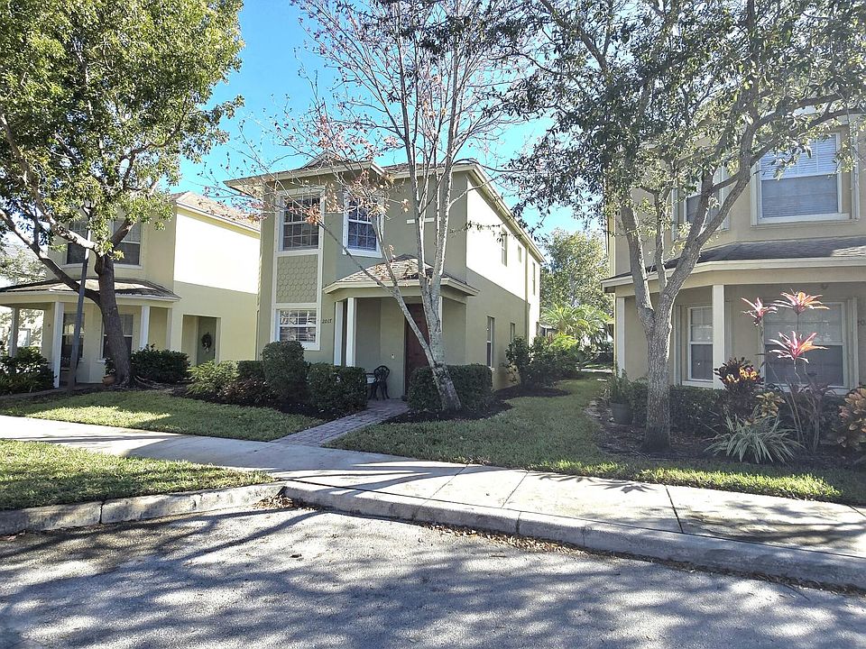 1st image of 2017 SE Avon Park Drive