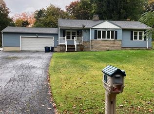 74 Cooper Ln, Hamden, CT 06514