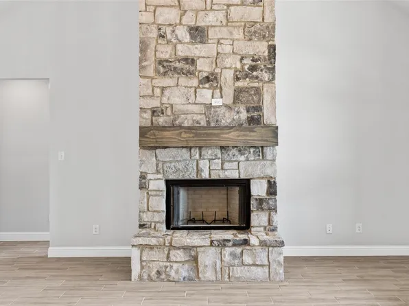 106 Private Road 4624, Boyd, TX 76023