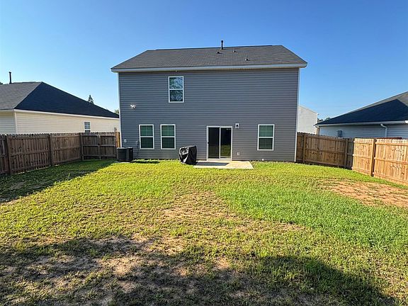 2nd image of 202 Hidden Hills Ln