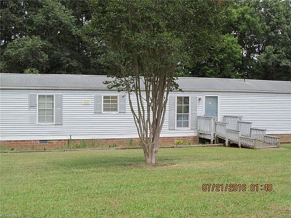 4th image of 153 Forest Pond Dr