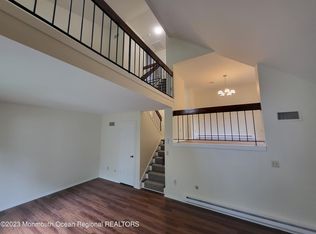 109 Tower Hill Dr, Red Bank, NJ 07701
