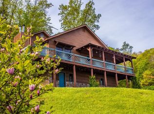 2092 Willens Gap Rd, Mountain City, TN 37683