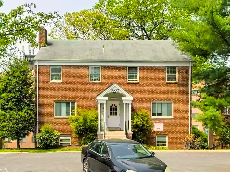 8800 Plymouth Street Spring Park Properties, Llc