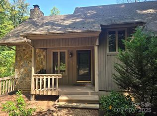 352 Bolt Rd, Lake Lure, NC 28746