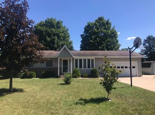 432 West St, Gaylord, MI 49735
