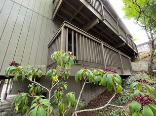 7734 SW Barnes Rd UNIT H, Portland, OR 97225