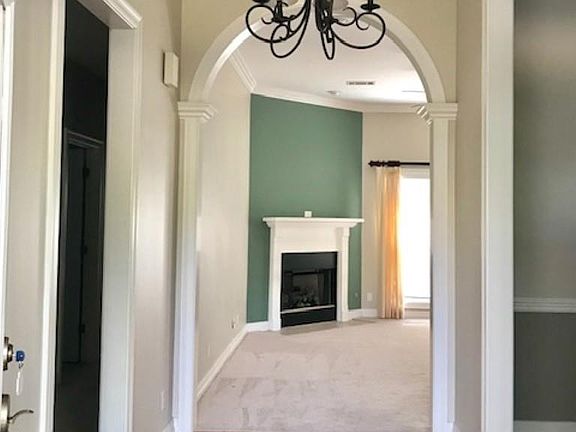 4th image of 110 Lasalle Cir