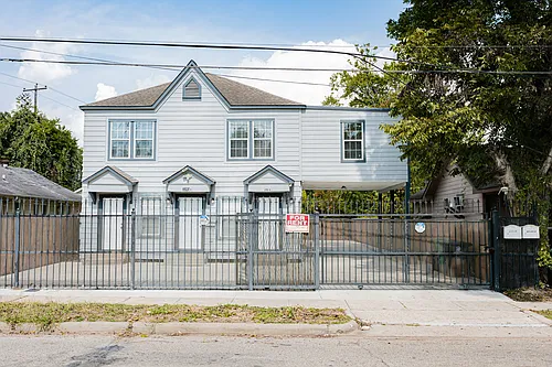 3203 Elgin St #A Photo 1