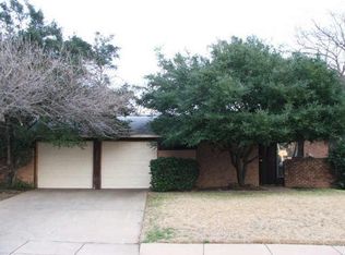 3410 Hanover Ln, Irving, TX 75062