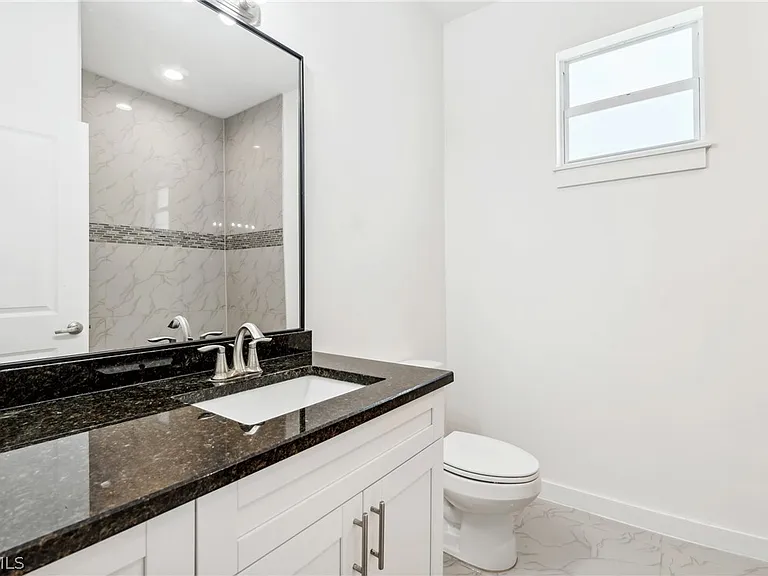 2725 SW Embers Ter — Photo 12