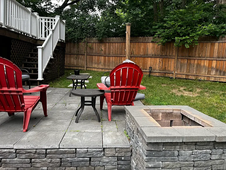 20 Sherman Ave — Photo 14