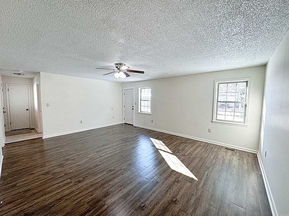 5th image of 7 Boysenberry Ln