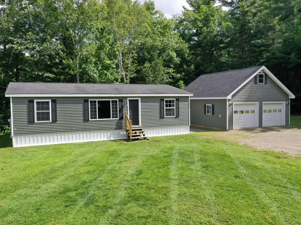 2006 Buck Lane, Hermon, ME 04401
