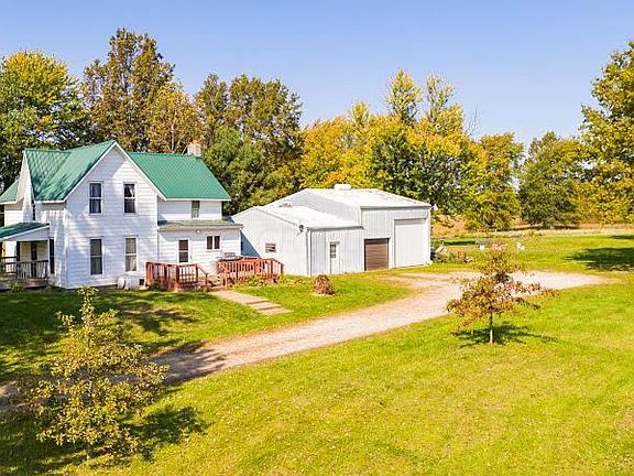 3rd image of 4465 County Road 124