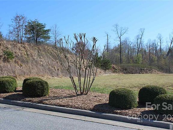 5th image of Huntington Woods St SE