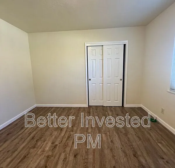 212 Ford St #7 — Photo 5