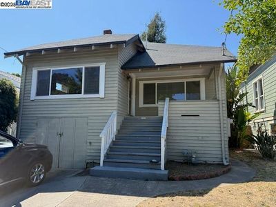 1333 Versailles Ave, Alameda, CA, 94501