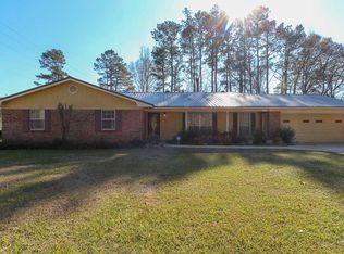 722 Belmont Dr, Columbus, MS 39702