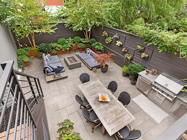 333 Gates Ave, Brooklyn, NY 11216